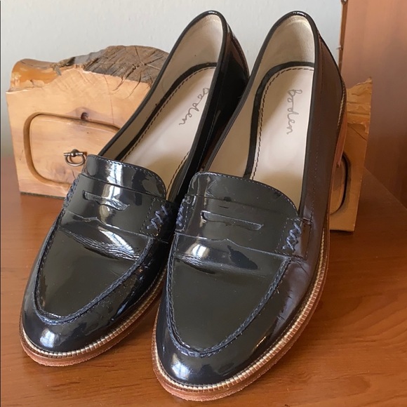 Boden Shoes - Boden Navy Blue Patent Leather Loafers